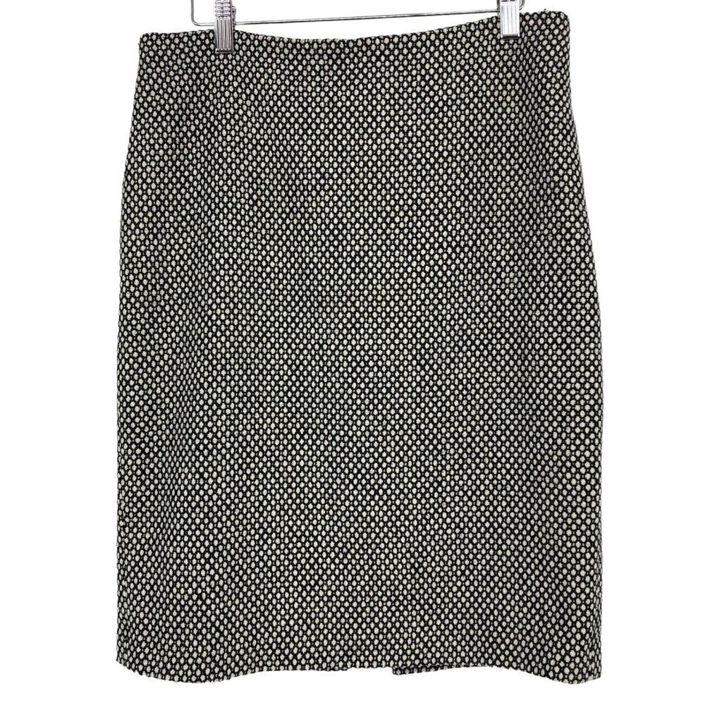 Lord & Taylor Black + white geometric  print acrylic knit pencil skirt size 6